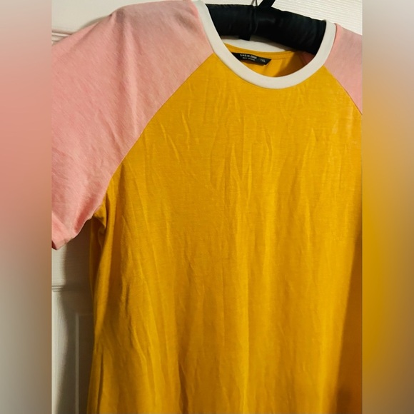 T-shirt dress, short sleeve, pink and yellow, size 1XL - Picture 3 of 4